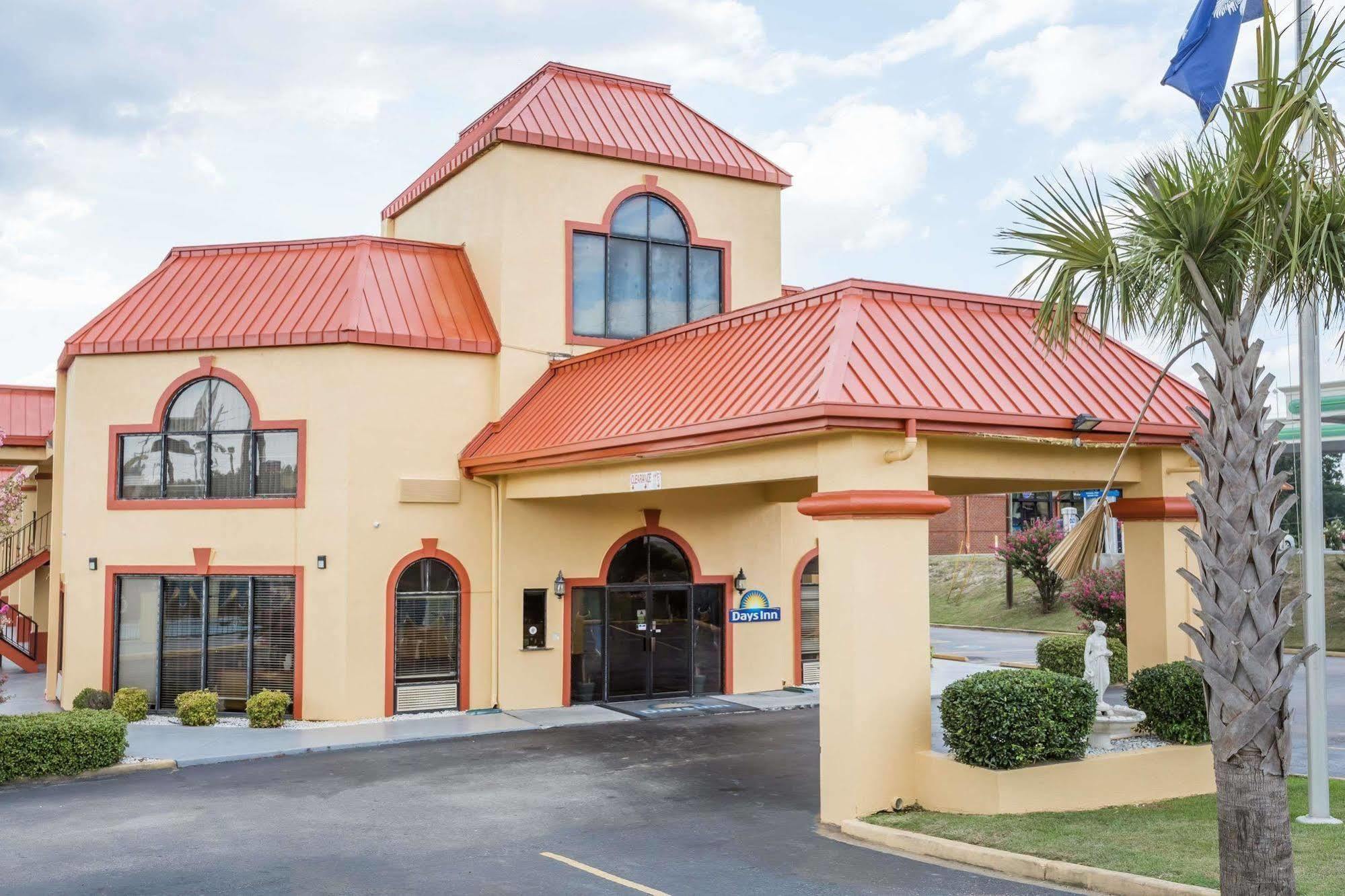 Days Inn By Wyndham Orangeburg Exterior photo
